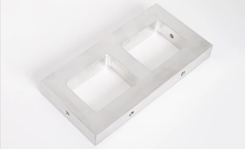 /parts/aluminum-mold/frame2hole.webp